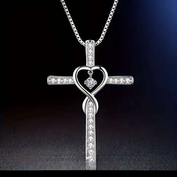 Jewelry - NEW Silver Heart Cross Pendant Necklace